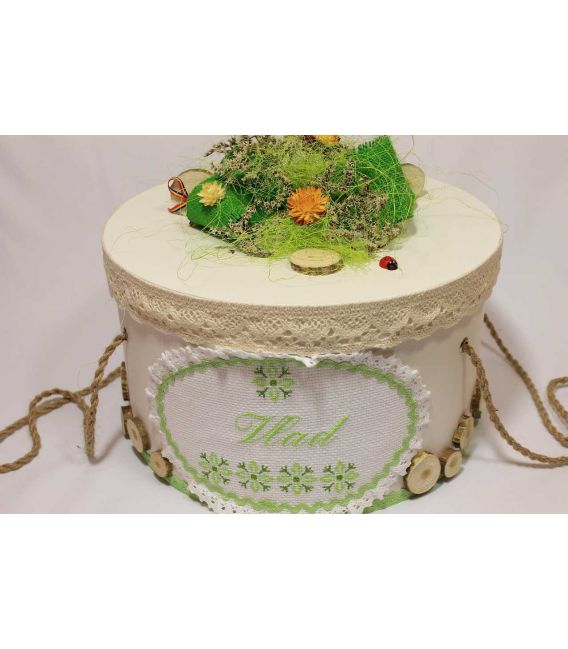 Cutie botez personalizata traditionala broderie stelute culoarea verde