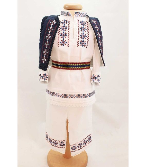 Costum botez baieti traditional Beniamin